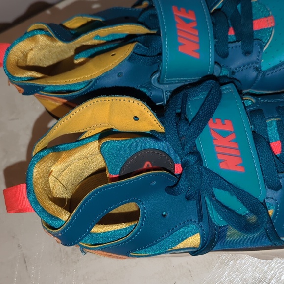 Nike Huarache Trainer Shoes - Picture 4 of 6